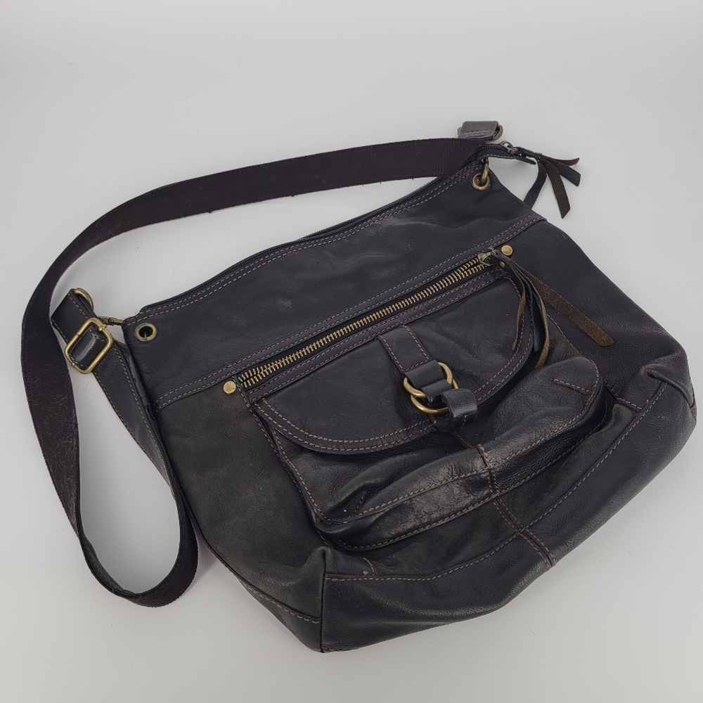 Vintage Fossil Black Leather Crossbody/Shoulder/Messenger Bag